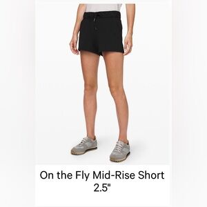Lululemon On the Fly Mid Rise 2.5 Shorts